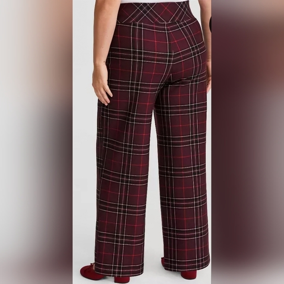Torrid Plaid Pull On Pocket Pixie Wide Leg Size 0X - Picture 2 of 12